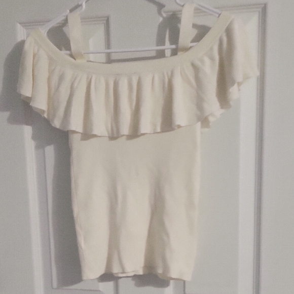 Express Cream Off-Shoulder Top - Picture 3 of 4